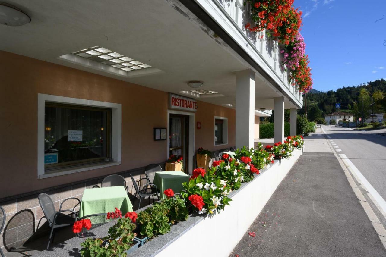 Hotel Dolomiti Vattaro Exterior photo